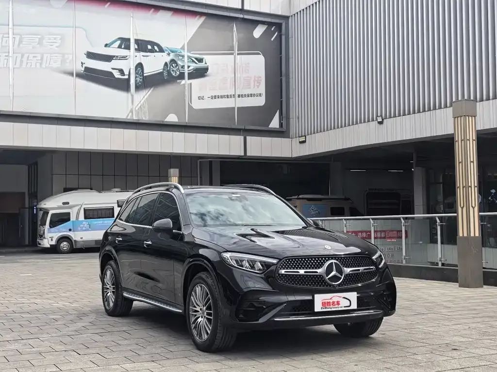 Mercedes-Benz GLC 2023 из CN, фото 2