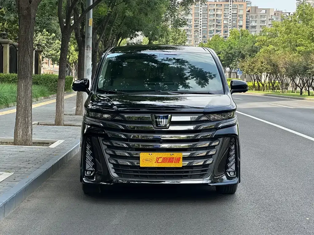 Toyota Vellfire 2024 из CN, фото 2
