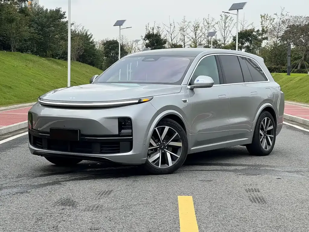 Li Auto L8 2023 из CN, фото 1