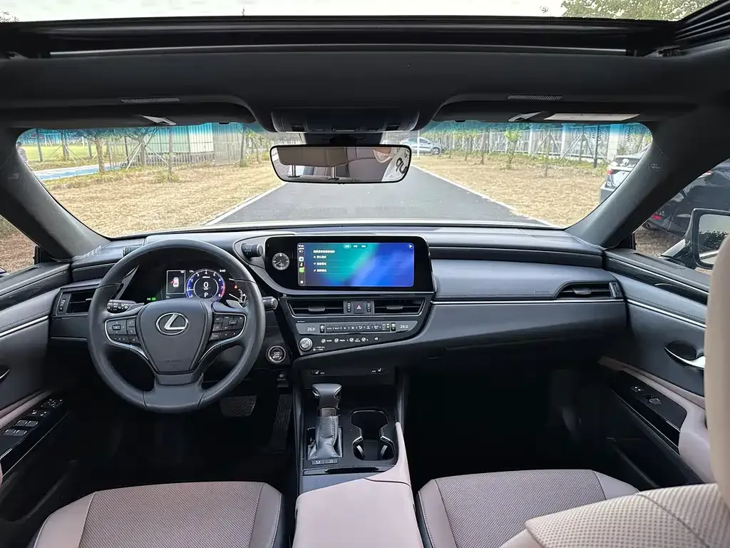 Lexus ES 2023 из CN, фото 9