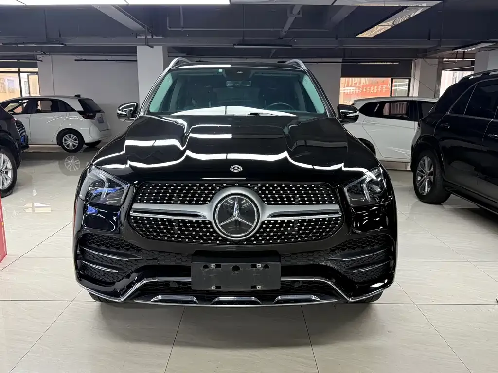 Mercedes-Benz GLE — фото 1