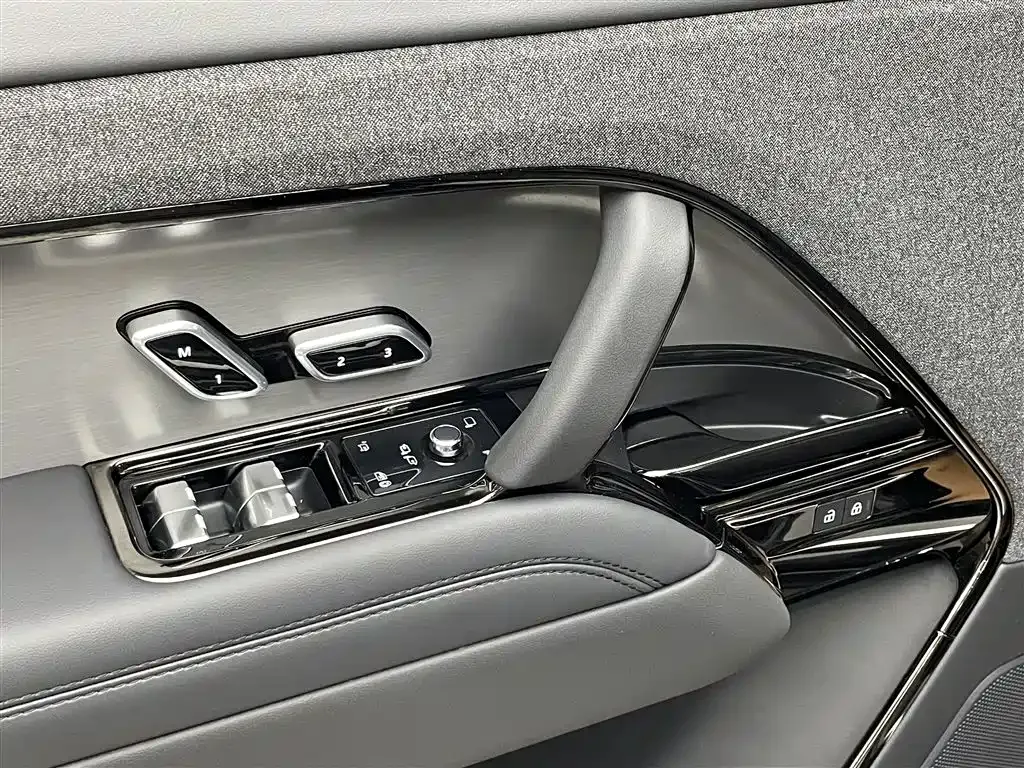 Land Rover Sport — фото 10