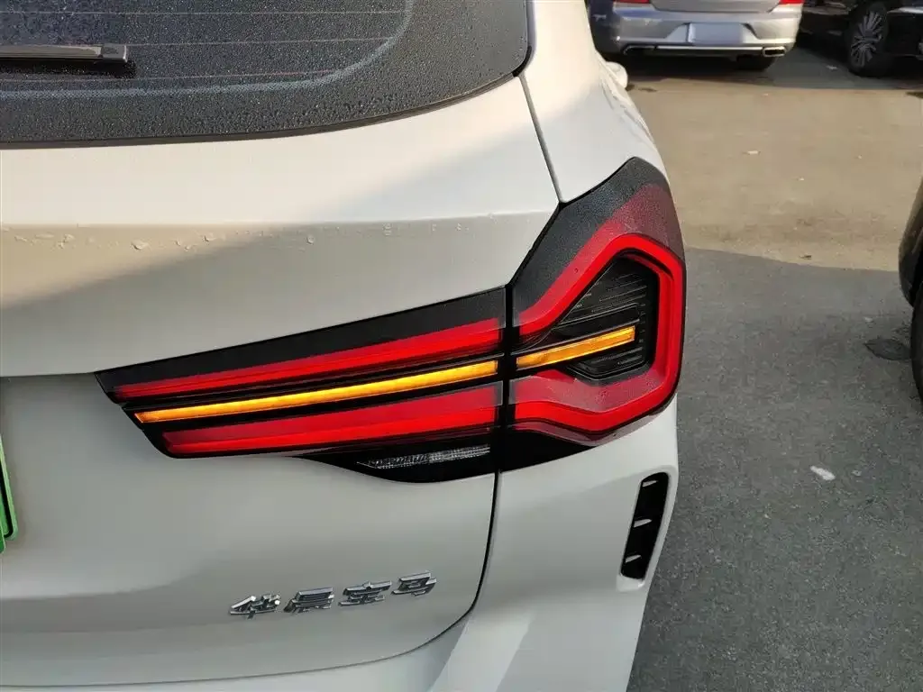 BMW iX3 2023 из CN, фото 8