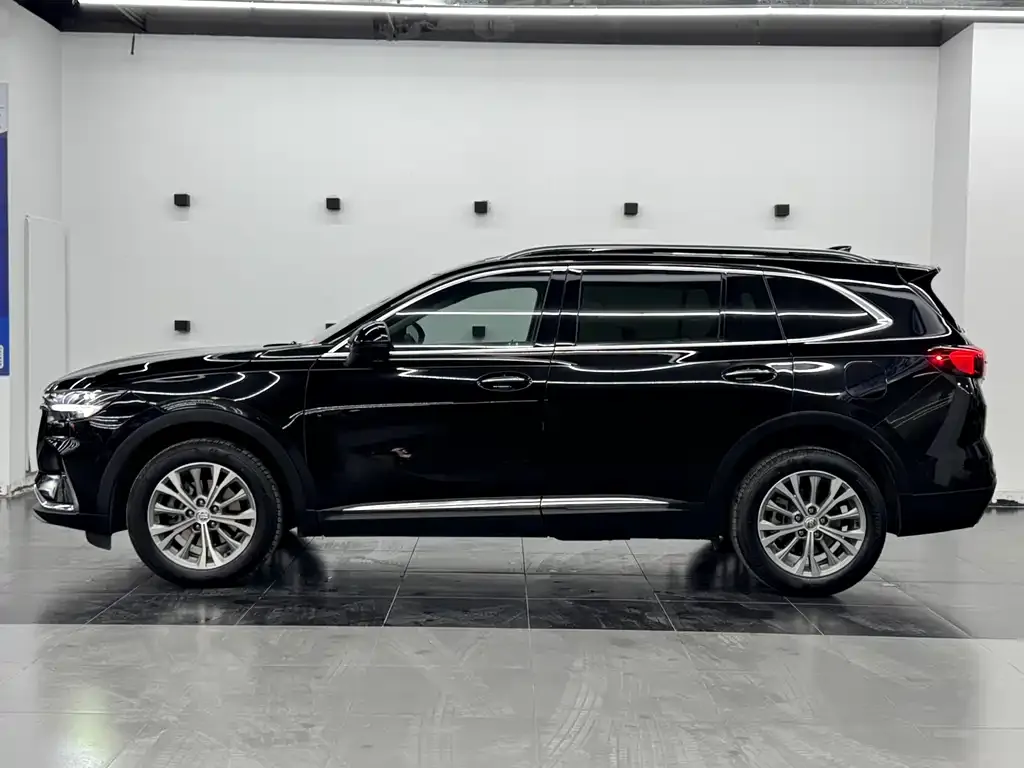 Buick Envision Plus — фото 9