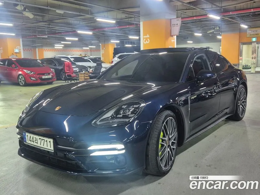 Porsche Panamera 2023 из KR, фото 3