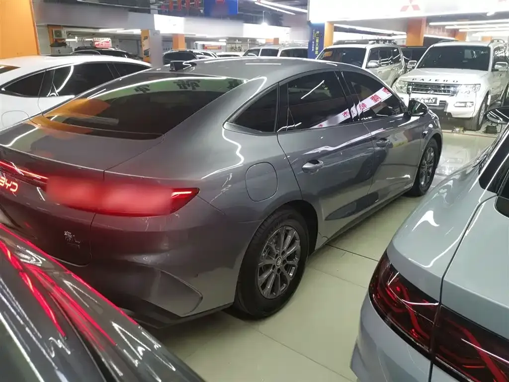 BYD Qin L — фото 7