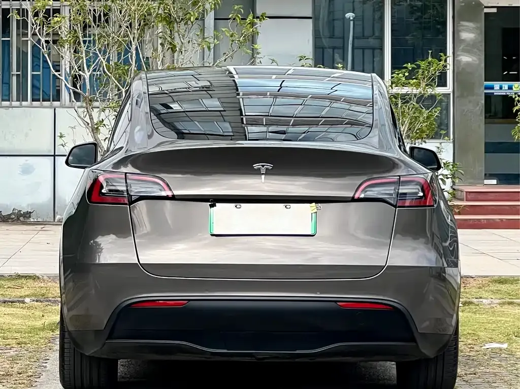 Tesla Model Y 2022 из CN, фото 5