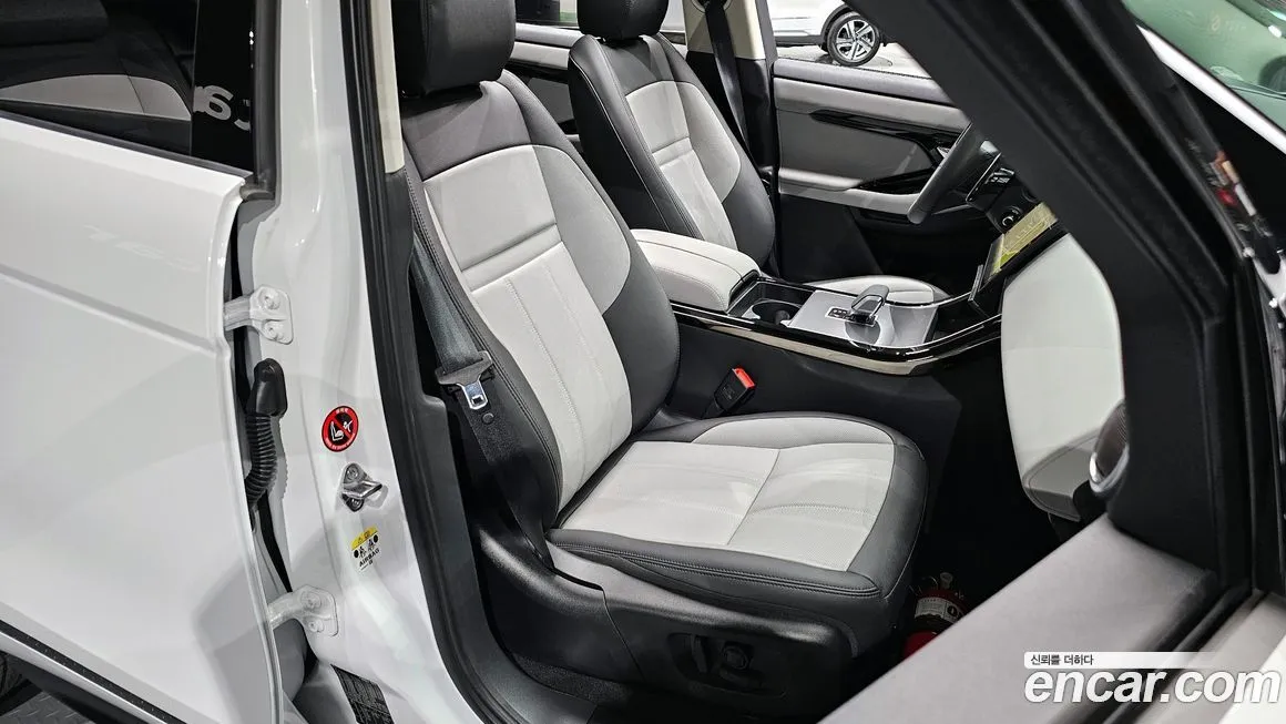 Land Rover Range Rover Evoque — фото 10