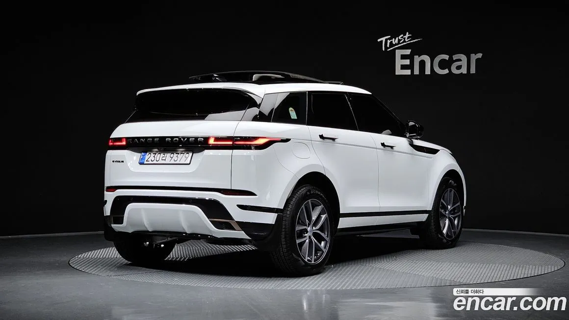 Land Rover Range Rover Evoque — фото 2
