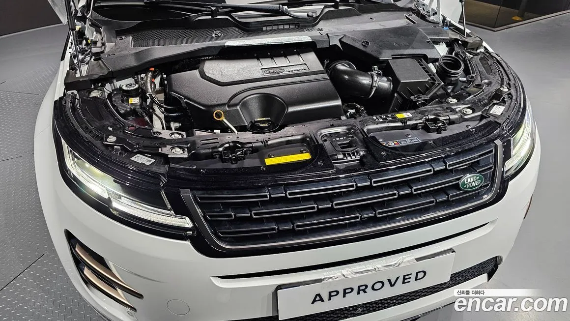 Land Rover Range Rover Evoque — фото 6