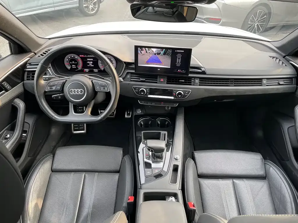 Audi A4L 2023 из CN, фото 9