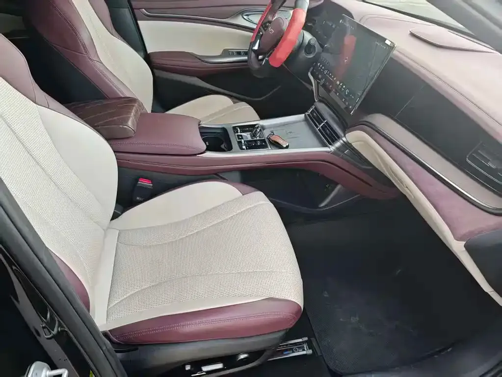 BYD Seal — фото 7