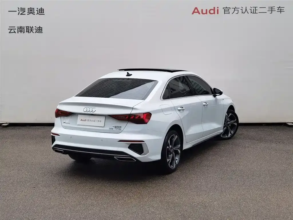 Audi A3 2024 из CN, фото 4