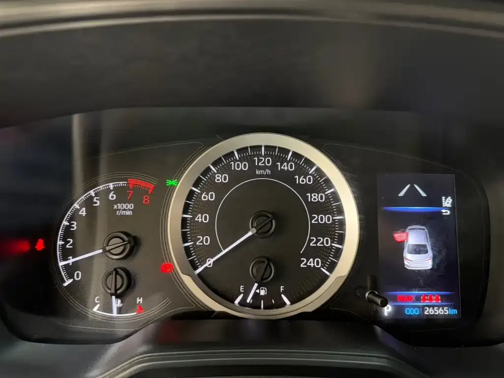 Toyota Corolla 2023 из CN, фото 10