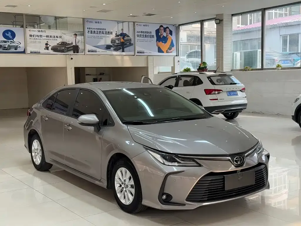 Toyota Corolla 2023 из CN, фото 3
