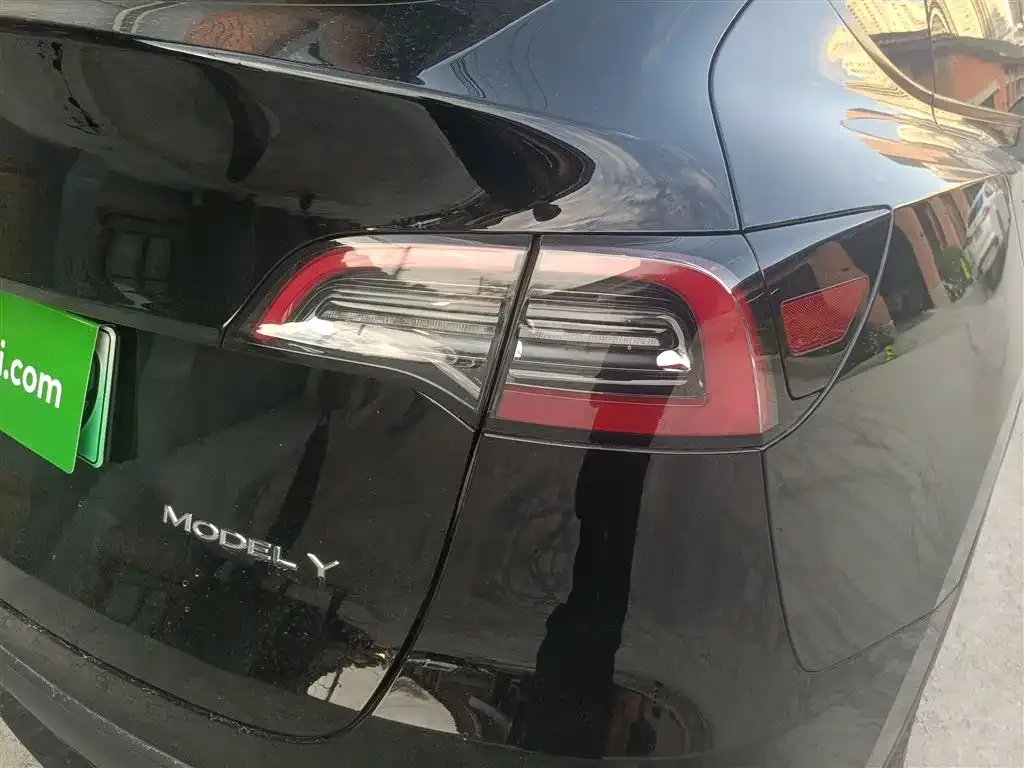 Tesla Model Y 2024 из CN, фото 8