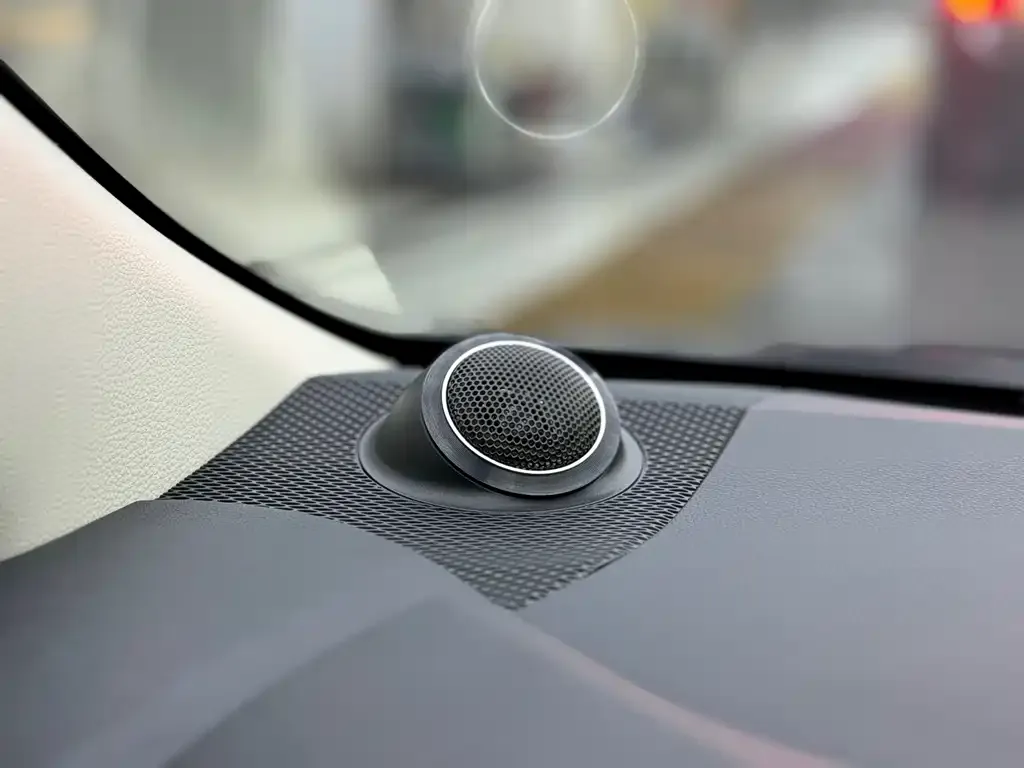 Toyota Corolla 2021 из CN, фото 10