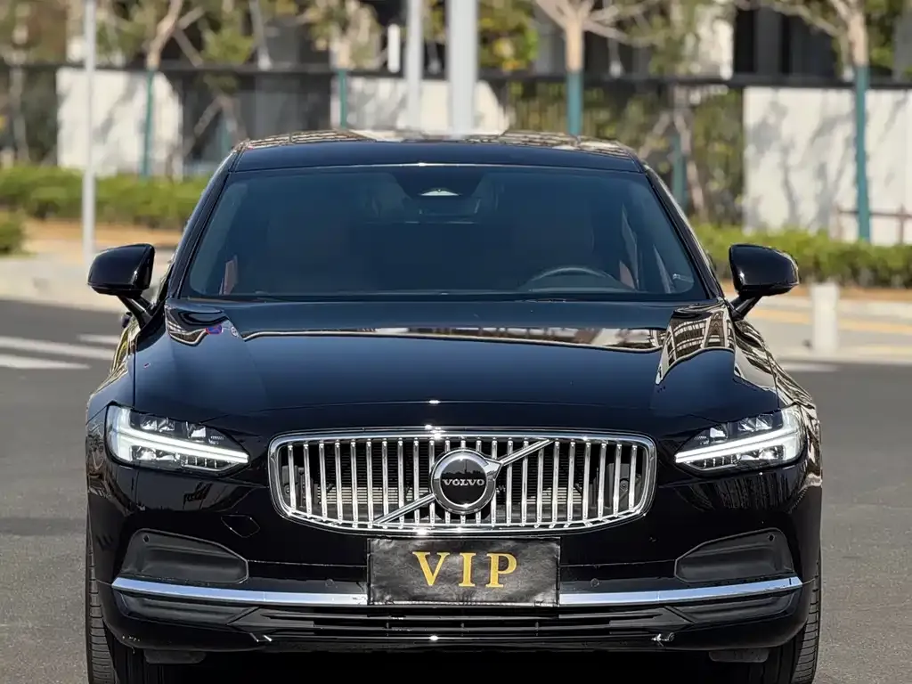 Volvo S90 2025 из CN, фото 2
