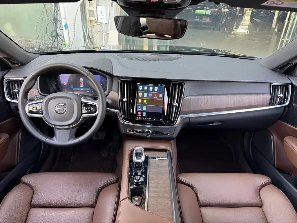 Volvo S90 2025 из CN, фото 4