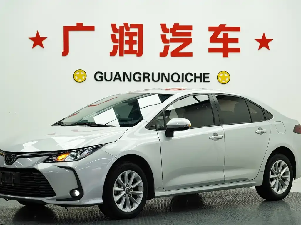 Toyota Corolla 2021 из CN, фото 1