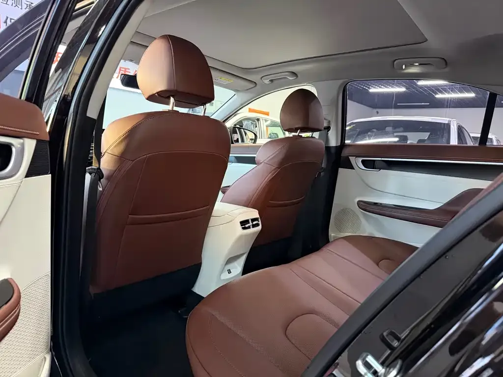 Hyundai Mistra 2021 из CN, фото 10