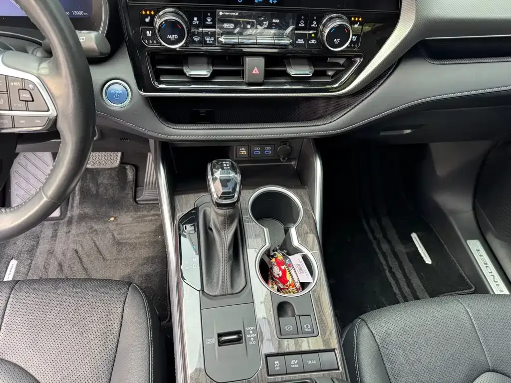 Toyota Highlander 2021 из CN, фото 10