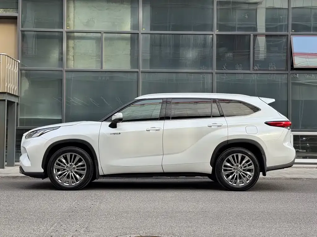 Toyota Highlander 2021 из CN, фото 3