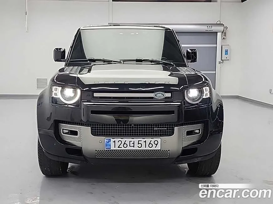 Land Rover Defender 2022 из KR, фото 2