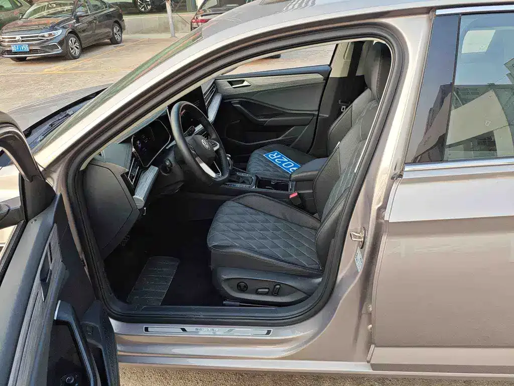 Volkswagen Sagitar 2022 из CN, фото 8