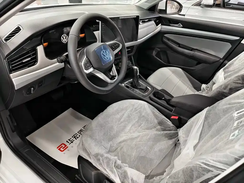Volkswagen Bora 2025 из CN, фото 4