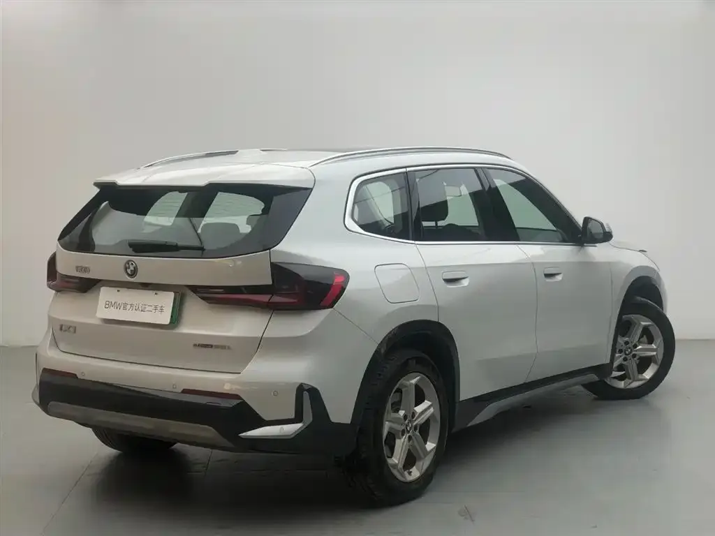 BMW iX1 2024 из CN, фото 4