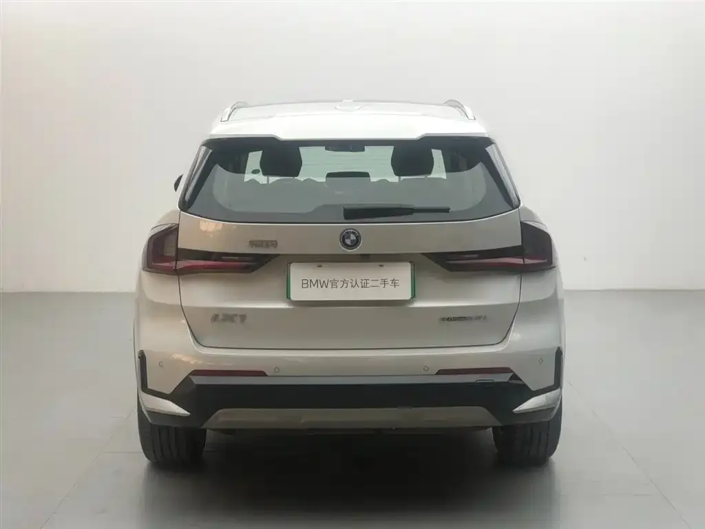 BMW iX1 2024 из CN, фото 5