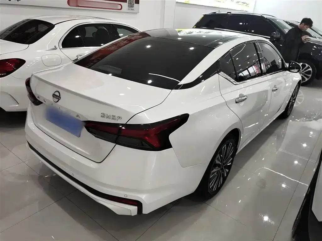 Nissan Teana 2023 из CN, фото 7