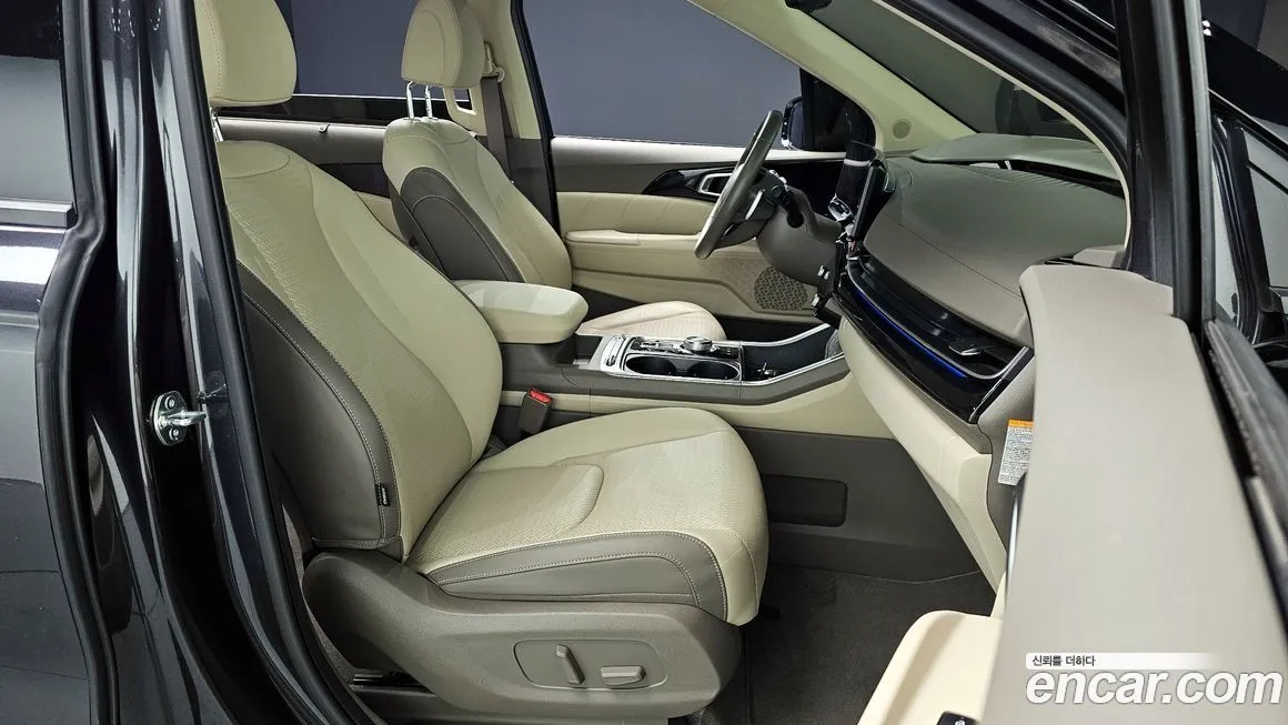 Kia Carnival — фото 10