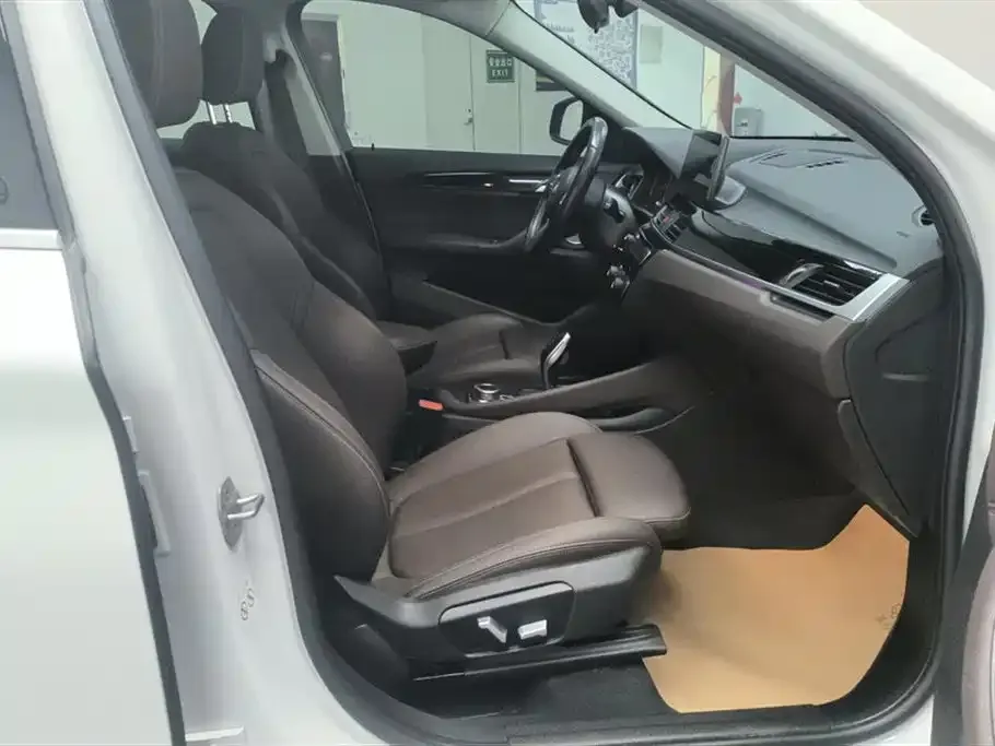 BMW X1 2022 из CN, фото 8