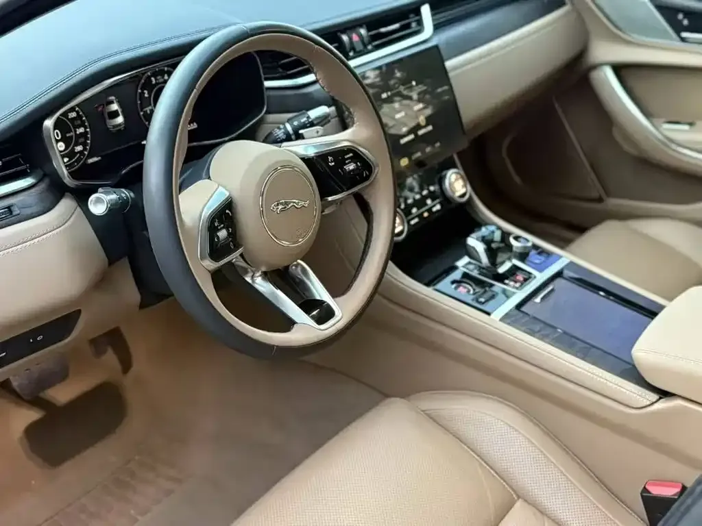 Jaguar XFL 2023 из CN, фото 4
