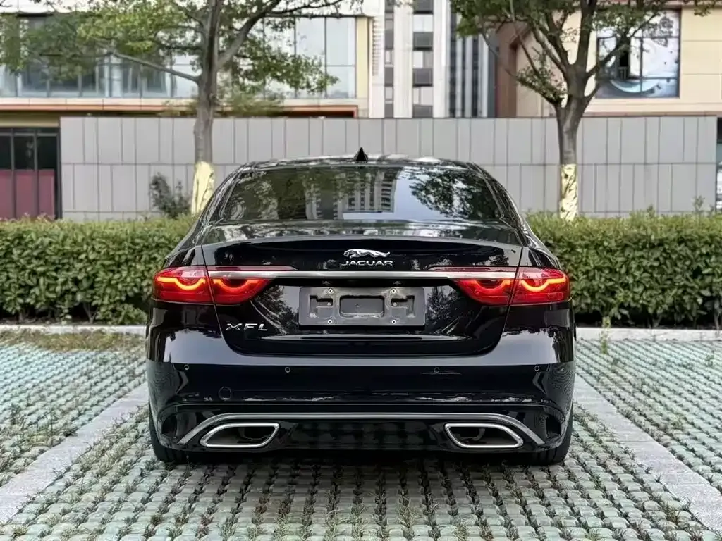 Jaguar XFL 2023 из CN, фото 8