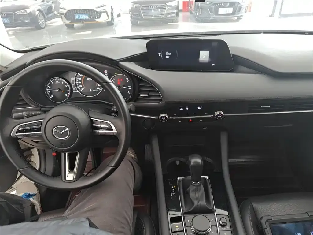 Mazda 3 Axela 2024 из CN, фото 10