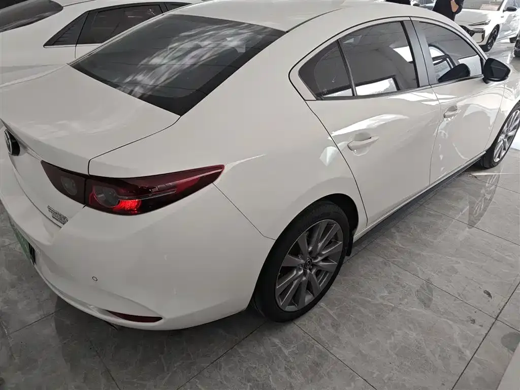 Mazda 3 Axela 2024 из CN, фото 7