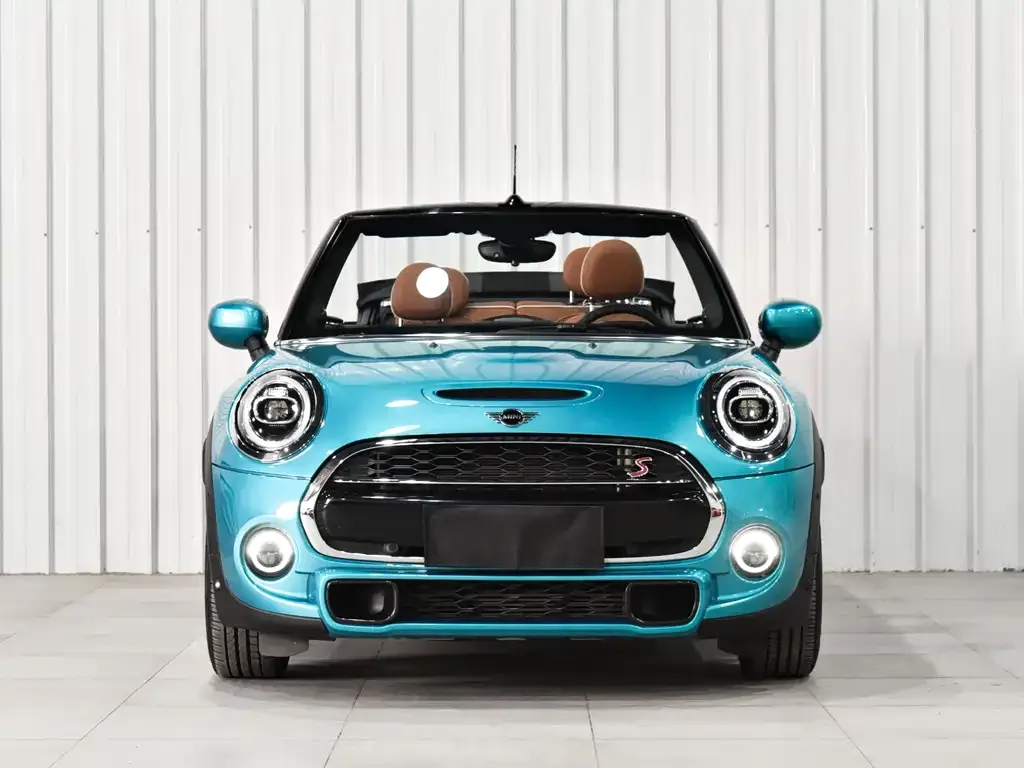 MINI Cooper (3-door) 2021 из CN, фото 2