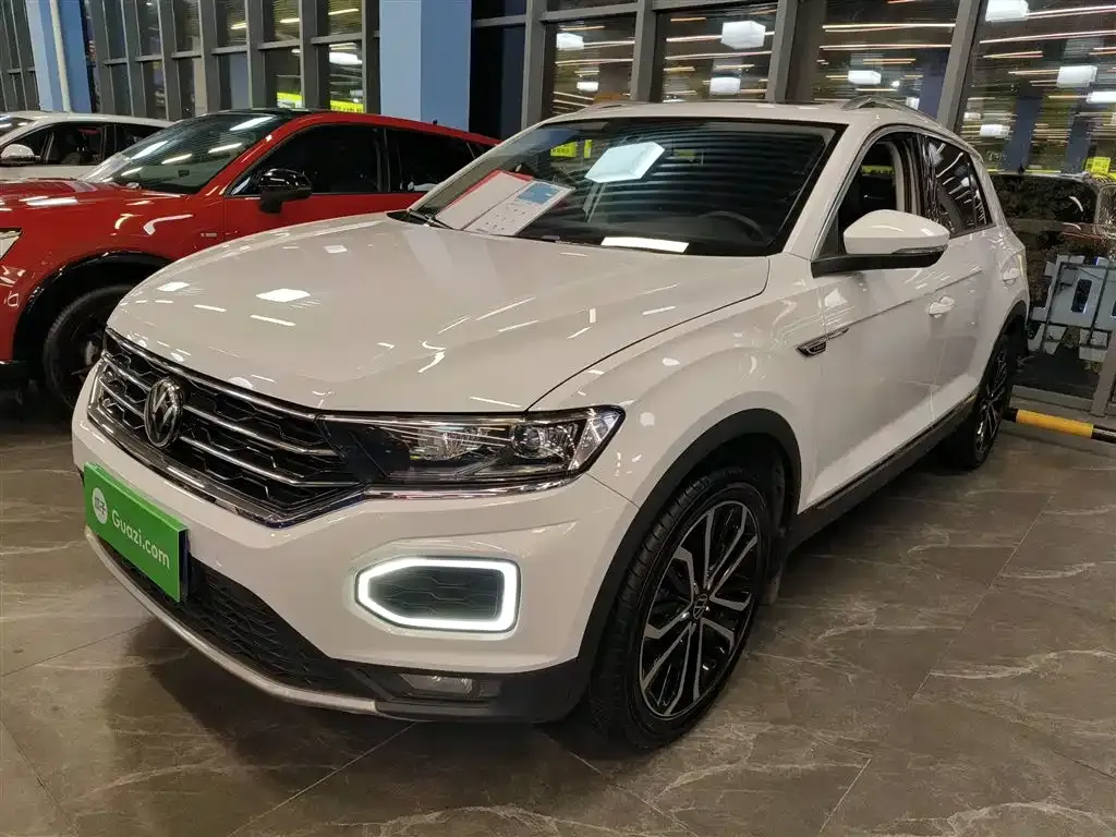 Volkswagen T-Roc 2022 из CN, фото 2