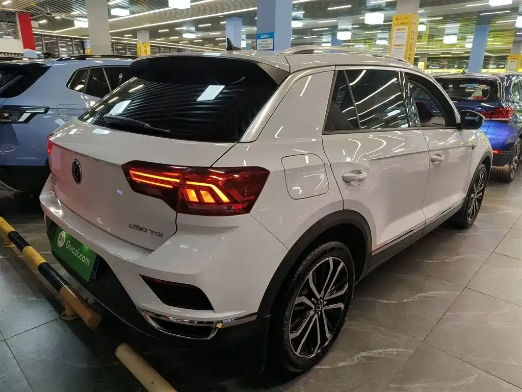 Volkswagen T-Roc 2022 из CN, фото 7
