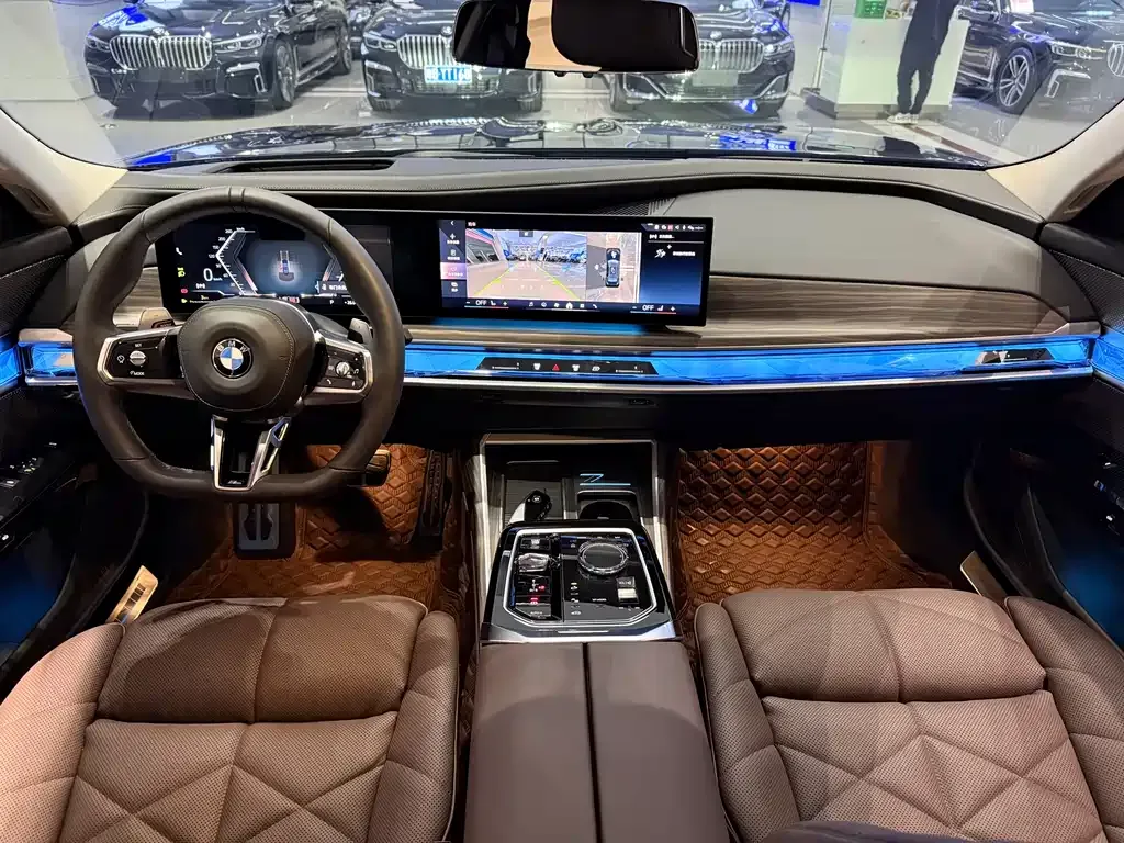 BMW 7 Series 2024 из CN, фото 7