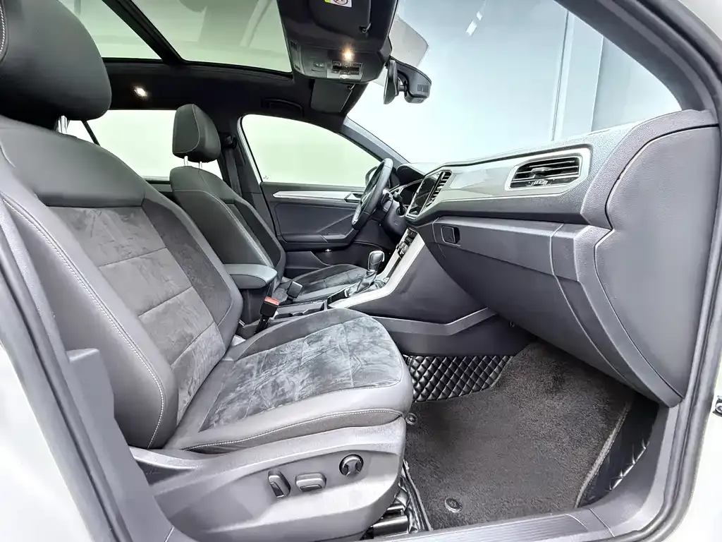 Volkswagen T-Roc 2022 из CN, фото 8