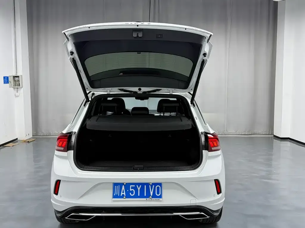 Volkswagen T-Roc 2022 из CN, фото 9