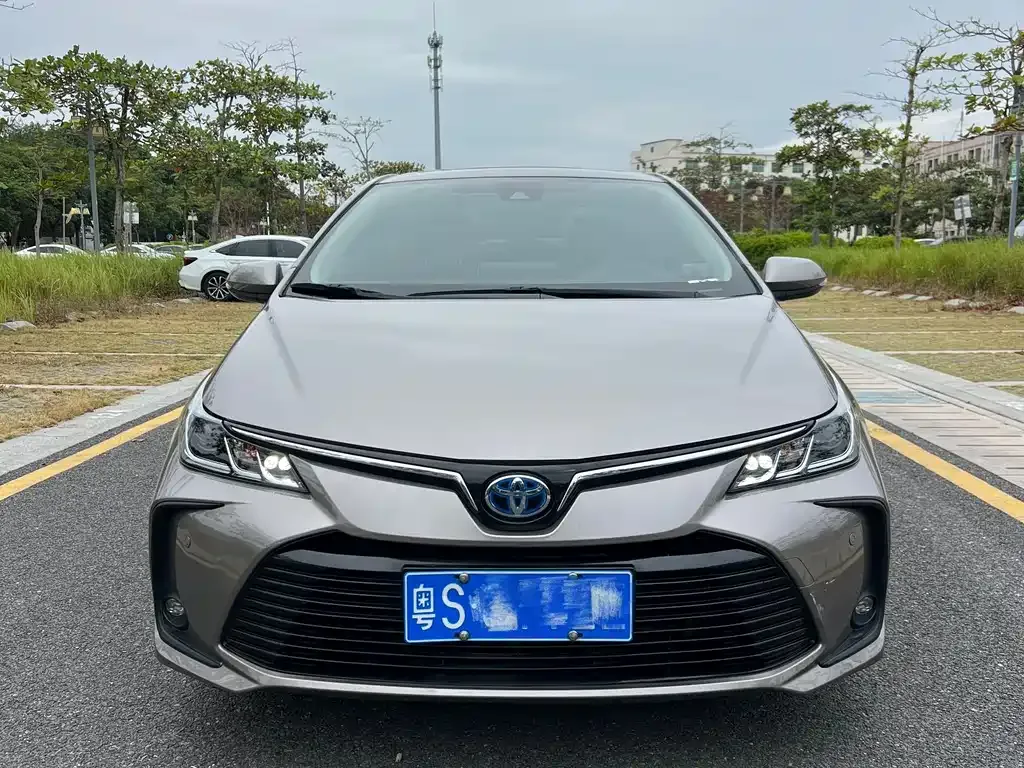 Toyota Corolla 2023 из CN, фото 1