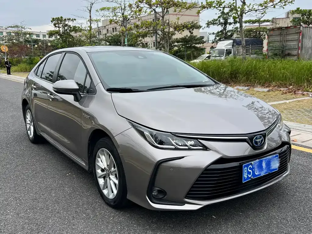 Toyota Corolla 2023 из CN, фото 3