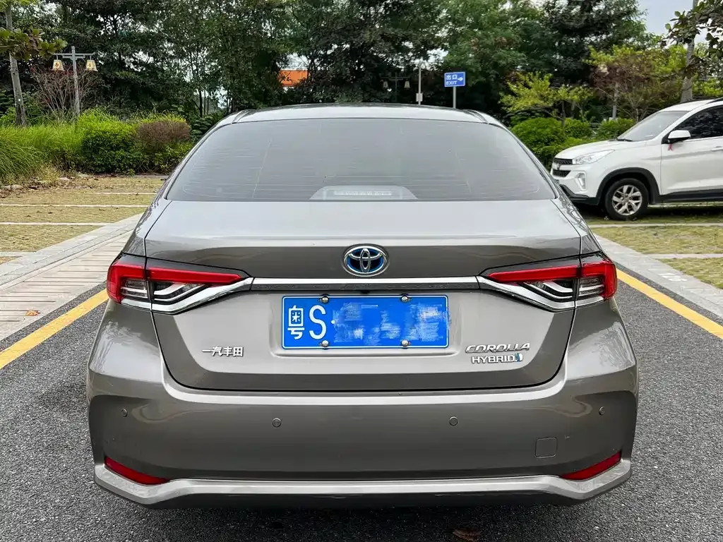 Toyota Corolla 2023 из CN, фото 4