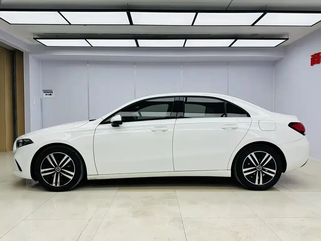 Mercedes-Benz A-Class 2022 из CN, фото 5