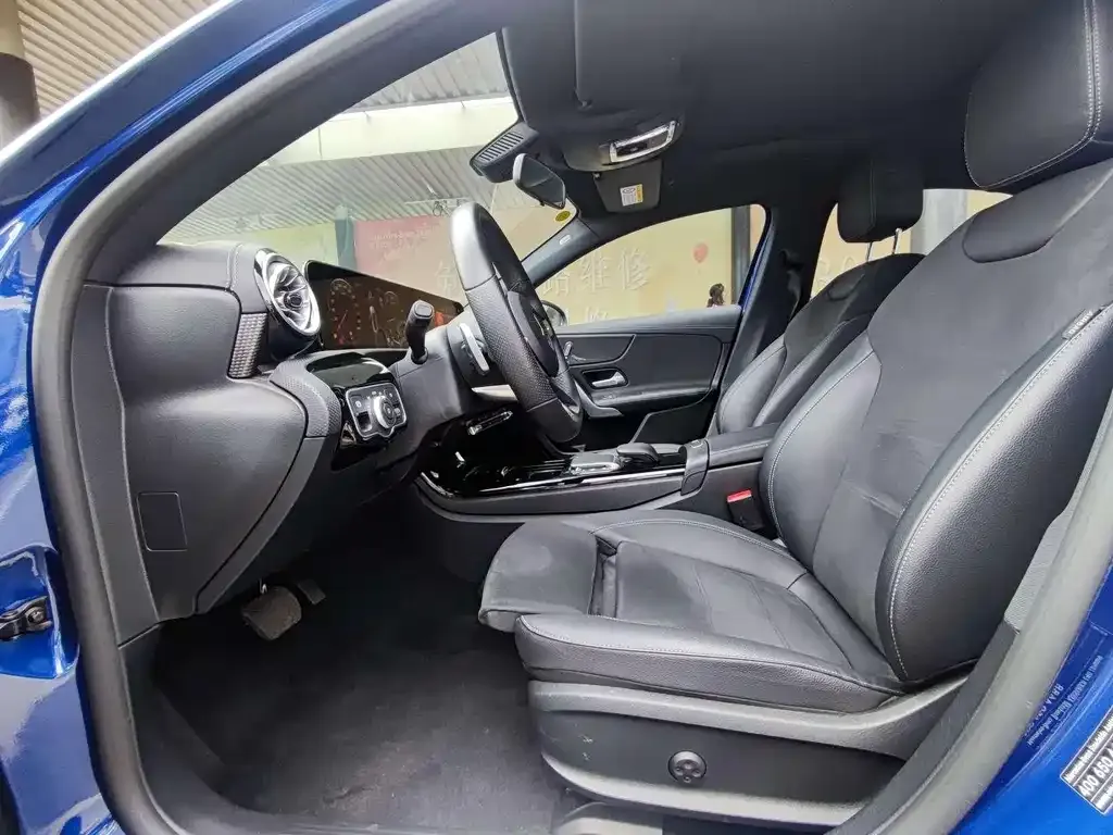 Mercedes-Benz A-Class 2023 из CN, фото 5